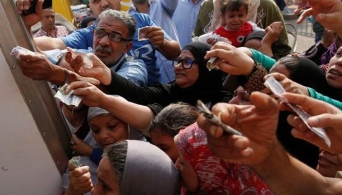 أرقام تتحسن وواقع يئن.. هل يخفي غياب البيانات اتساع رقعة الفقر في مصر؟