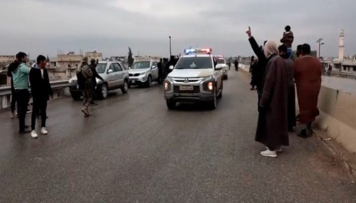بعد معركة سياسية ناجحة للشرع.. انتصارات نوعية للجيش السوري على "قسد" من حلب إلى الفرات