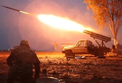 شاهد || انهيار مواقع "قسد" أمام الجيش السوري واحتفالات الشعب