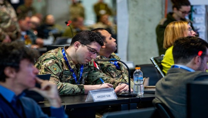 بالصور || ماذا يفعل عسكريون مصريون في قاعد "كريات جات" الإسرائيلية؟ 