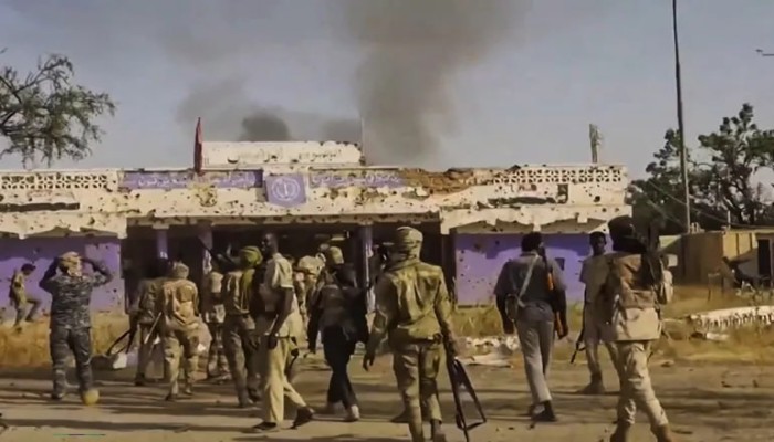 السودان: إعادة تشكيل مجلس التعاون مع السعودية في مواجهة “مليشيا الإمارات” وتصاعد المجازر والحصار