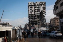 الجزيرة || سكان غزة يواجهون واقع ما وراء المرحلة الثانية من وقف إطلاق النار