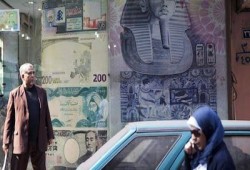 ذا ناشيونال || ضريبة استيراد الهواتف في مصر تُوصف بغير العادلة مع انتهاء فترة السماح