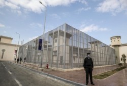 إضراب بدر 3.. أجساد المعتقلين تتآكل وسط صرخات ضد «نظام الإذلال الممنهج»