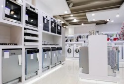 زيادات قياسية في التمويل الاستهلاكي: كيف تحوِّل تقسيط الأجهزة الكهربائية بيوت المصريين إلى مصائد ديون؟