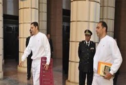 ردًا على اللواء نجيب.. علاء مبارك يكشف تفاصيل لقاء الإخوان والسلفيين دأخل السجن: هذا ما طلبته منهم