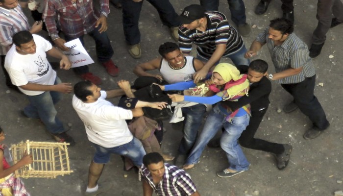 مصر «آمنة» في المؤشرات.. فوضى ورعب في الشارع: أرقام تتجمّل وسط حوادث بلطجة يومية وواقع يزداد عنفًا