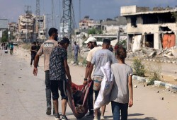 غزة تحت النار رغم الهدنة: 107 أيام من وقفٍ هش.. قتلى وجرحى ومقابر منتهكة ومساعدات مُسيَّسة