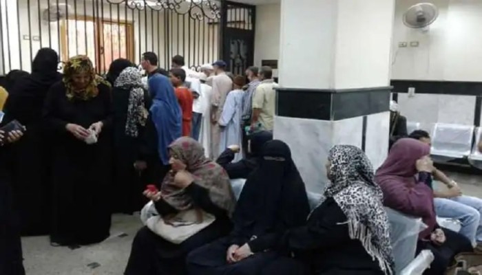 معاش أم نهب 2700 جنيه سنويًا من ربات البيوت؟ نظام تأميني يتجمّل على الورق ويترك النساء في الانتظار 15 عامًا