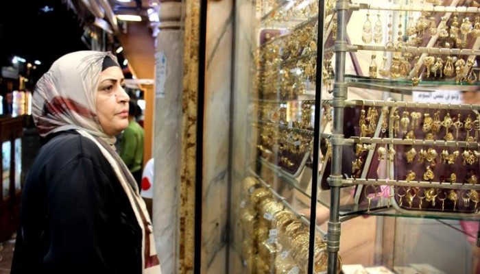 تقلبات كبيرة في أسعار الذهب عيار 21 اليوم من 7500 جنيه إلى 7310