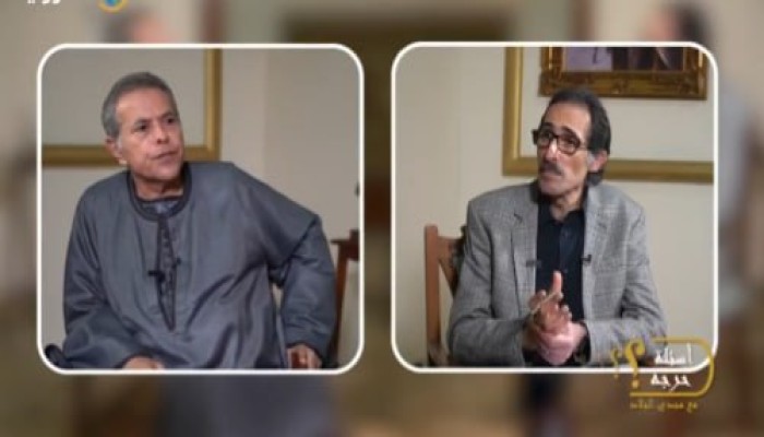 سليم عزوز يكشف كيف يلمّع الجلاد وإبراهيم عيسى توفيق عكاشة ويبيعون الوهم للشعب؟!!