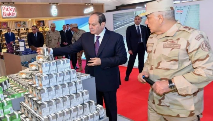 الكذاب الأشر "السيسي" يتحدث عن “استقرار اقتصادي”.. والأرقام تفضحه وتقول إن جيوب المصريين في حالة انهيار