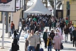 ٤.٥ مليون زائر.. هل تحوَّل معرض القاهرة للكتاب إلى نزهة ترفيهية بلا قرّاء؟