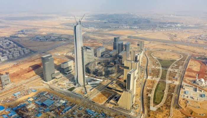 بعد قفزة تكلفة المرحلة الثانية إلى 500 مليار جنيه.. منطقة حرة جديدة في العاصمة الإدارية بأموال مستثمري أوروبا والخليج تكرس نزيف ديون المصريين