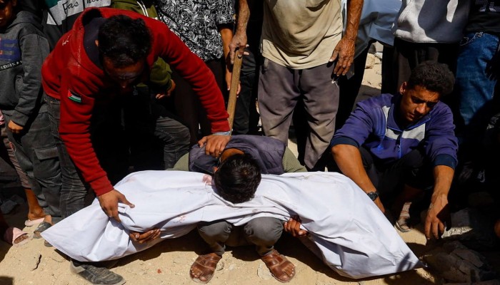 صمت الوسطاء وترامب يوسع خروقات الاحتلال الصهيوني ضد غزة: شهداء واقتحامات وقصف