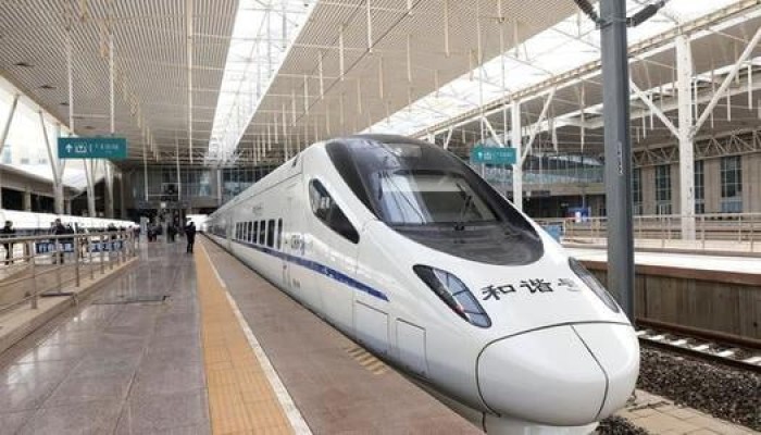 إسكندرية أسرع… واقتصاد أبطأ؟ جدل ربط المترو بالقطار الكهربائي السريع