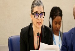 المقررة الأممية تهاجم “تطبيع الإملاءات” بعد قرار تقييد عمل أطباء بلا حدود في غزة
