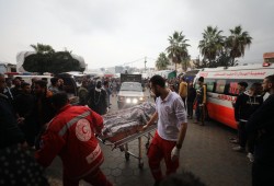 غزة بين الرصاص والدواء المفقود وأزمة الوقود : خروقات الاحتلال تحصد الأرواح وتعمّق الكارثة الإنسانية