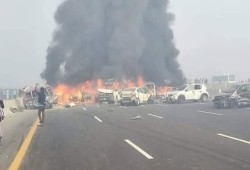 نزيف الأسفلت مستمر.. حوادث الطرق تحصد الأرواح وتصيب العشرات اليوم الأربعاء رغم مليارات “التطوير”