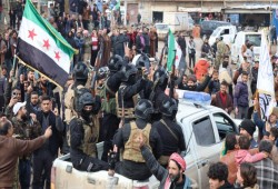 الأمن السوري يدخل القامشلي باتفاق مع «قسد» ورسائل سياسية لطيّ صفحة الانقسام وضمان حقوق الأكراد