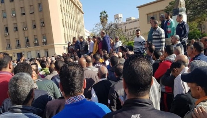 أجور معلّقة وعائلات جوعى.. أزمة عمال «إنتر كايرو» للألومنيوم تتقاقم بين تعثر الشركة وعجز الدولة