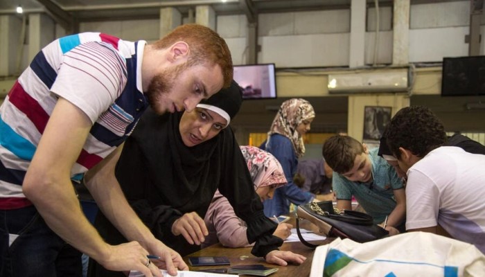 من ملاذ آمن إلى بوابة أمنية مغلقة.. كيف تمنع القاهرة السوريين من دخول مصر بعد سقوط الأسد؟
