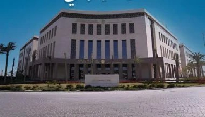 التعليم يتحوّل لجباية والقانون لعقوبة..  طلب إحاطة يهاجم الزيادات العشوائية في المصروفات الدراسية