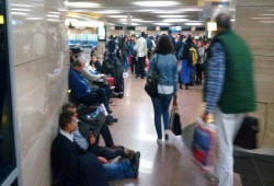 تأخيرات واسعة في مطار القاهرة بعد رصد تسريب وقود