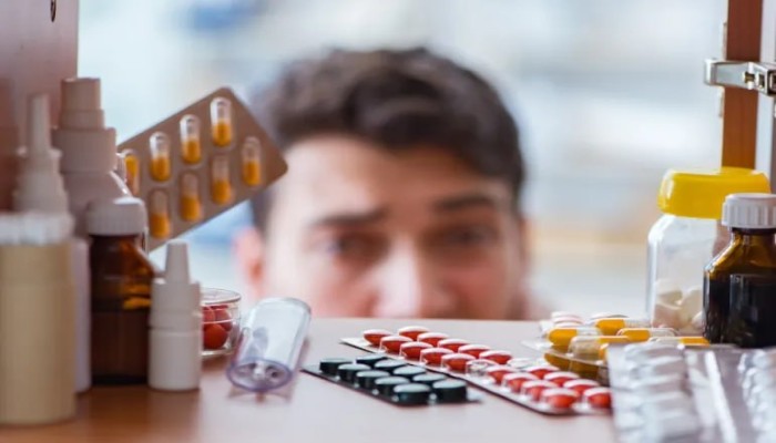 البحث عن الدواء بمصر بات مستحيلا بعدما تخلت الحكومة عن شركاتها