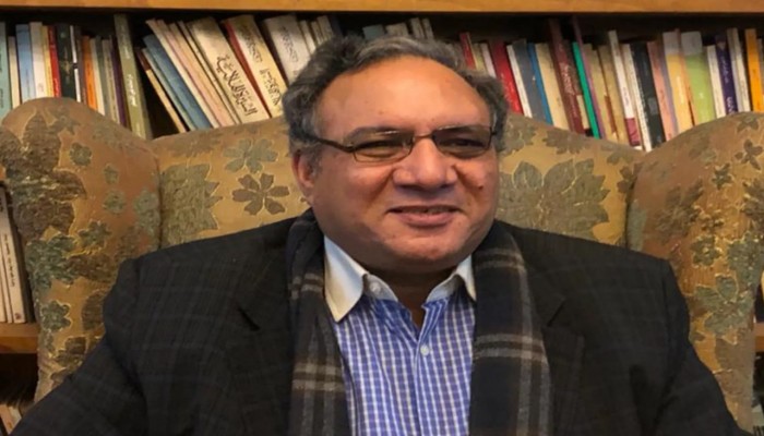 حين يتصدر الهواة وتُقصى الكفاءات: قراءة في تحذير عمار علي حسن على واقع مصر تحت حكم السيسي