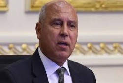 حصانة من المحاسبة والإقالة.. الإبقاء على كامل الوزير يتحدى غضب المصريين