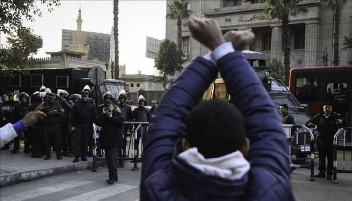 تقرير حقوقي يوثق مسار قمع الحريات منذ تولي السيسي الحكم