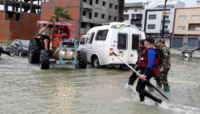 فيضانات شمال وغرب المغرب.. نازحون داخليًا وثغرات في حماية الحقوق