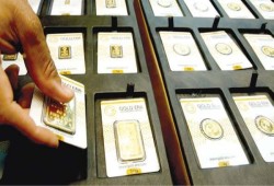 في ظل غياب الرقابة.. لماذا اختفت السبائك والجنيهات الذهبية من محلات الصاغة؟ 