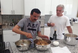 الإمارات تُطيح برئيس موانئ دبي العالمية بعد فضيحة إبستين