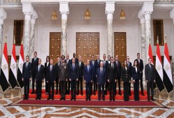 الإذاعة الألمانية|| المصريون يتجاهلون التشكيل الحكومي الجديد تحت وطأة الأزمة الاقتصادية