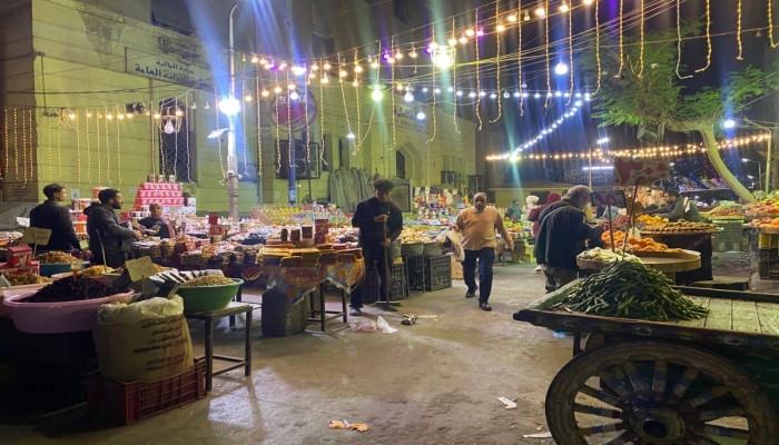 اللجوء للمدخرات وتقليل الكميات.. هذا أبرز ما يمكن أن تفعله الطبقة الوسطى لتمرير شهر رمضان