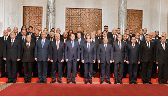 جنرالات السيسي يحكمون المحافظات.. قراءة في حركة المحافظين الجديدة
