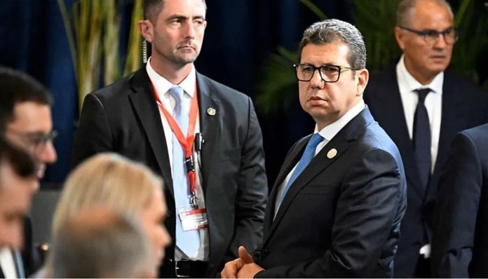 رئيس المخابرات المصرية يواجه حفتر بملف حميدتي وحدود النفوذ في زيارة مفاجئة