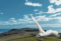 إنذار وهمي على بُعد 2000 كم!.. الحقيقة الكاملة وراء “صاروخ جينك” الذي أرعب المنصات