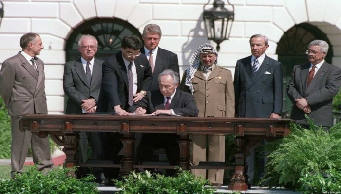 ميدل إيست مونيتور || سموتريتش يتعهد بإلغاء «اتفاقيات أوسلو» وتفكيك السلطة الفلسطينية