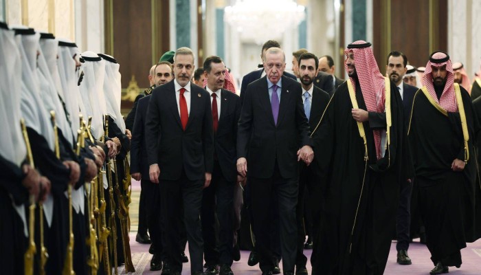 خلافًا لموقفها قبل سنوات.. لماذا تمارس حكومات الشرق الأوسط ضغوطًا لمنع هجوم أمريكي على إيران؟