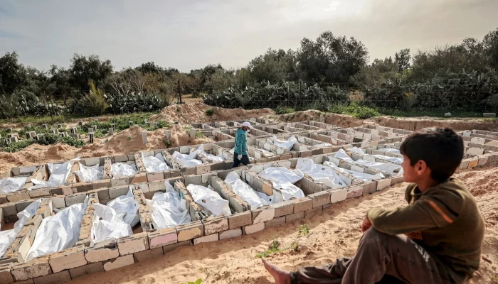 ميدل إيست آي ||  نزع السلاح يعني انتحاراً وطنياً