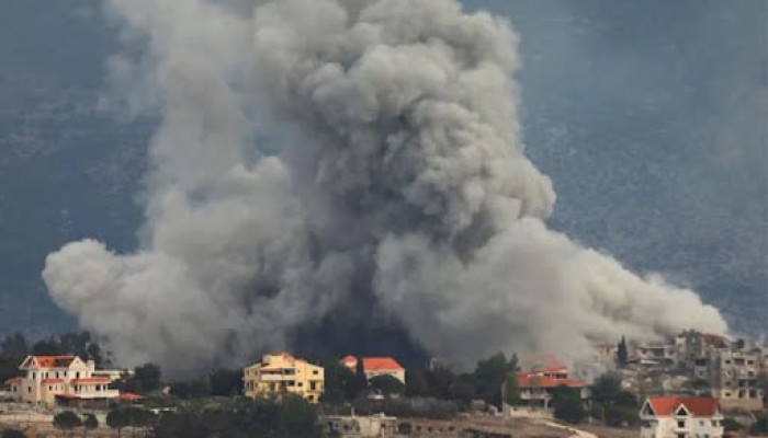 12 قتيلًا في لبنان تحت نيران الاحتلال.. اتفاق وقف إطلاق النار يتحول إلى غطاء لقصف البقاع ومخيم عين الحلوة