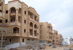 لماذا يرفض مطورو العقارات في مصر خفض الأسعار رغم تحسن الجنيه وتراجع الفائدة؟