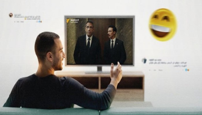 سخرية واسعة من تخاريف مسلسل «رأس الأفعى»: اتهام د.محمود عزت بمحاولة قتل عبد الناصر بالمنشية وهو طفل عمره 10 سنوات!