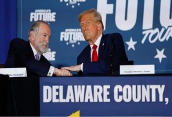 بعد التصريحات المثيرة للجدل .. هل يملك العرب تصورًا استراتيجيًا لمواجهة دعوات السفير الأمريكي لـ "إسرائيل الكبرى" وحقها  "التوراتي"؟