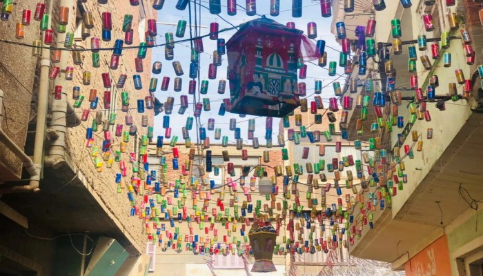 منع زينة رمضان تحت تهديد مليون جنيه غرامة.. هل تحوّل قانون الكهرباء إلى أداة لخنق الفرح بالمظاهر الإسلامية؟