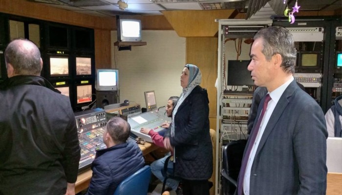 التلفزيون المصري يُغيّر خريطة برامجه لتغطية التصعيد العسكري في الشرق الأوسط.. ويطلق خطة «عودة ماسبيرو»