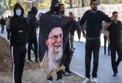 22 قتيلاً خلال مظاهرات احتجاجية بباكستان على الغارات الأمريكية الإسرائيلية على إيران